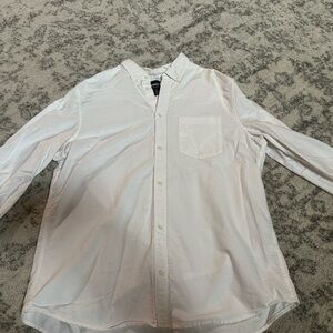 Men’s White Button down long sleeve